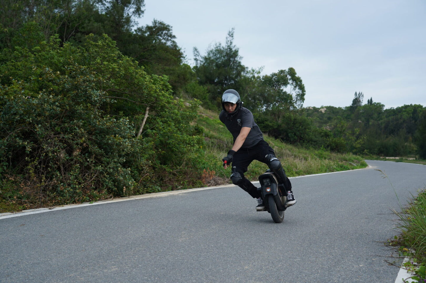 INMOTION V12S Electric Unicycle