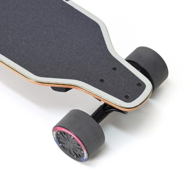 Backfire G2 Electric Skateboard - Image 3